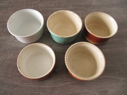Lot ramequins variés - 5,
