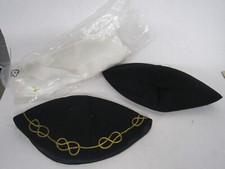 LOT FRANC MACON MACONNERIE 2 KIPPA CALOT  ET GANT BLANC