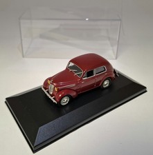 Renault Juvaquatre 1946 1/43 Norev Boite Vitrine