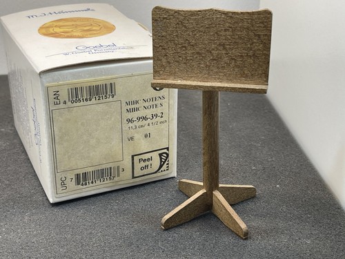 Figurine bourdon 996 2 - figurine,
