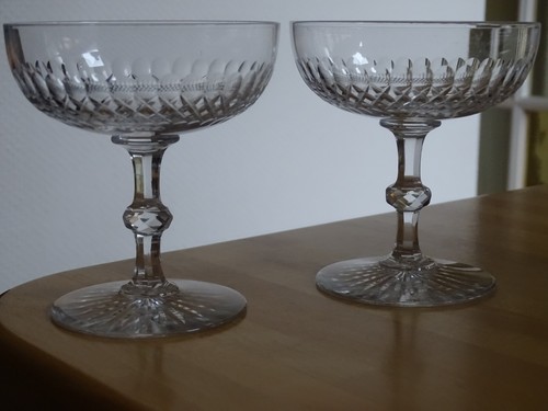 Anciennes coupes champagne - coupes, a