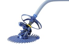 Nettoyeur de piscine hydraulique Zodiac T3 pour nettoyer le sol de la...