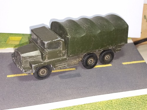 Dinky toys berliet gazelle - dinky, 824
