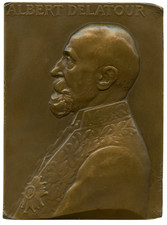 MEDAILLE DE BRONZE ÉCONOMISTE FRANCE ALBERT DELATOUR PAR VERNON 80X60MM 182G