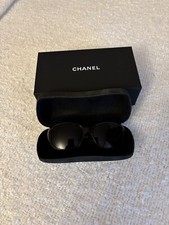 lunettes de soleil Chanel Vinted