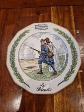 Rare Assiette En Porcelaine
