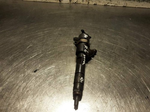 8200100272 injecteur pour