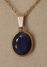 Très beau SAPHIR bleu 2,50 carats pierre naturelle Pendentif sur OR massif 14 ct