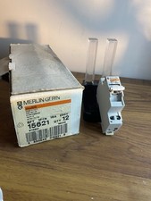 Sectionneur Porte fusible Merlin Gerin 15621   16 A   SFT merlin gerin Neuf