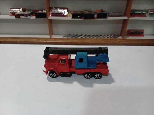 Camion grue 283 majorette - n°283,