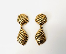 Boucles d'oreilles pendantes