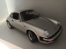 MINIATURE PORSCHE 911 CARRERA