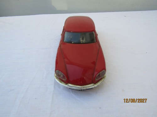Ancienne voiture citroen - ancienne,