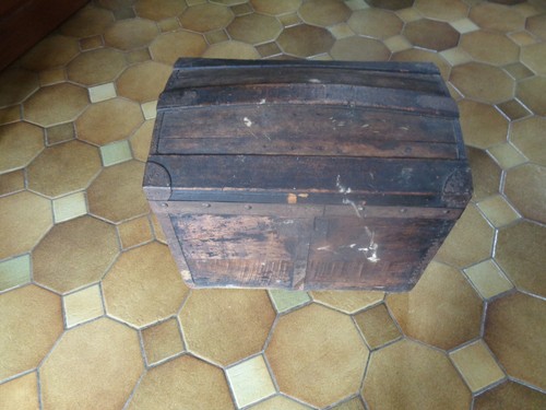 Malle ancienne bois - malle,