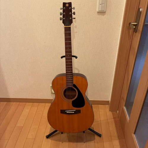 Guitare acoustique vintage