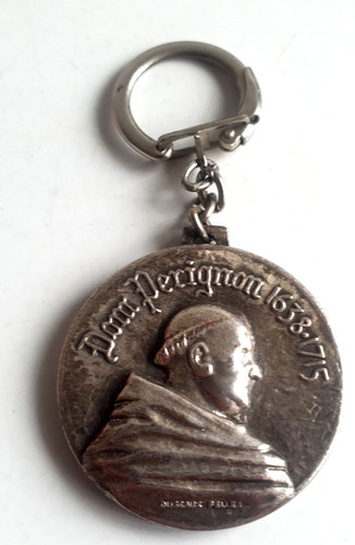 Ancien porte cle champagne - , dom