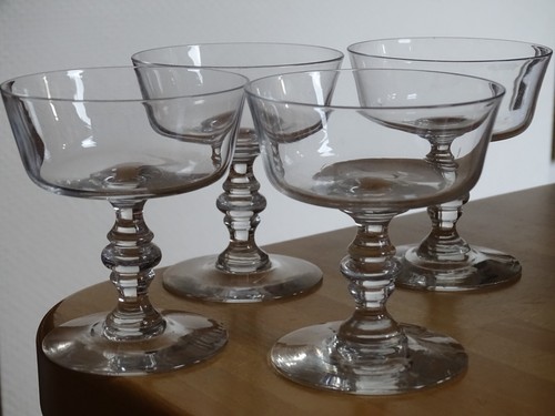 Baccarat anciennes coupes a - 4,