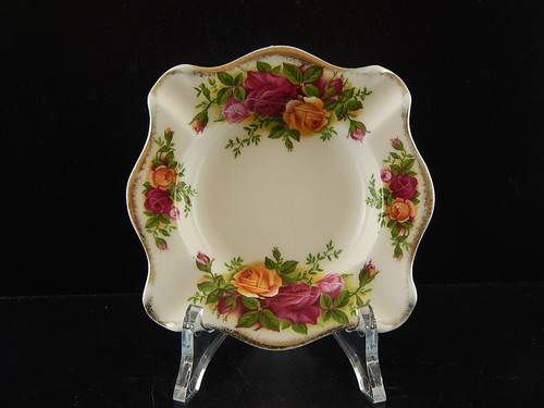 Précieux porcelaine royal - précieux,
