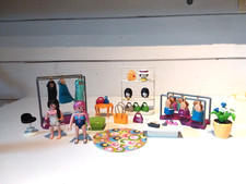 PLAYMOBIL LOT VÊTEMENTS/ MAGASINS PRÊT À PORTER ACCESSOIRES FILLES 5485 / 5486