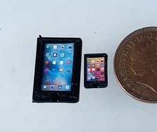 Maison de Poupées Plastique IPAD Tablette & IPHONE Non Fonctionnelle Noir 1:12