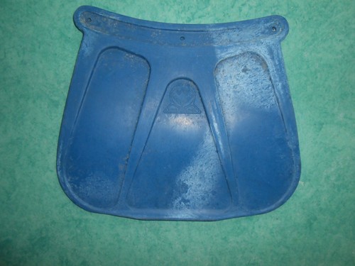Bavette caoutchouc bleue - , vw