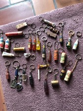 lot x 30 Porte clés -publicitaire MIR BREF GIBBS CHOCOREVE ST RAPHAEL BONCOLA