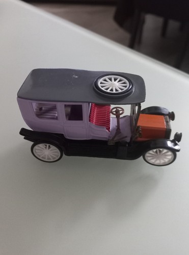 Voiture maitre miniature - de,