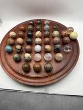 jeux du solitaire billes mineraux precieux plateau bois ancien vintage rare