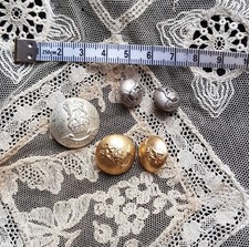 Lot 5 boutons uniforme anciens