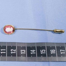 Broche En Émail Doré Cameo