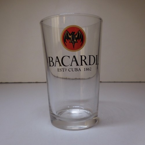 N9136 verre arc bacardi - verre,