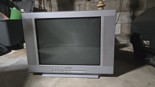 Sony wega trinitron 24fs100 - sony,