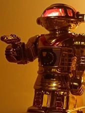 Robot doré « Space Robot » – années 80 – télécommande filaire – rétro – vintage