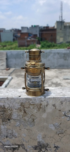 Ancienne lampe nautique laiton