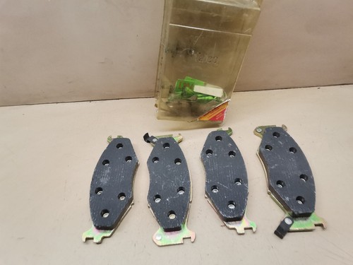 Plaquettes frein avant - de,