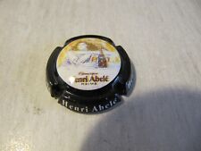 CAPSULE DE CHAMPAGNE  ABELE   N° 8  écriture blanche