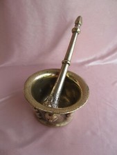 Mortier et pilon en bronze
