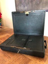 SUPERBE ÉCRITOIRE DE VOYAGE GAINÉ DE CUIR , INTÉRIEUR EN ACAJOU " TAHAN, PARIS "