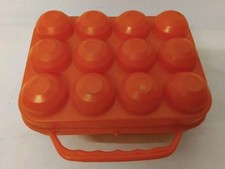 Ancienne boîte oeufs en - À,