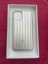 Coque iPhone 11 Pro Aluminium