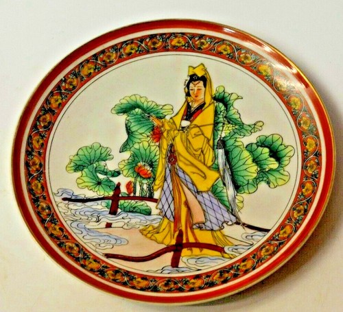 Ancienne assiette asiatique - ancienne,