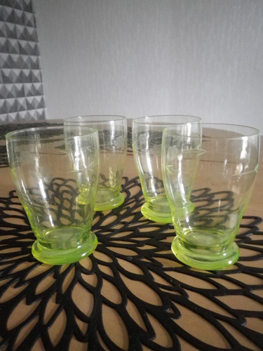 Lot verres ancienne en - 4,