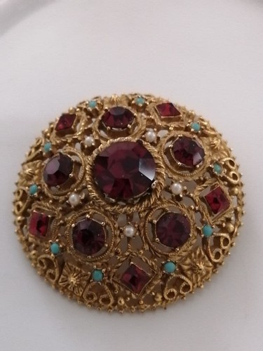 Broche vintage sphinx grenat