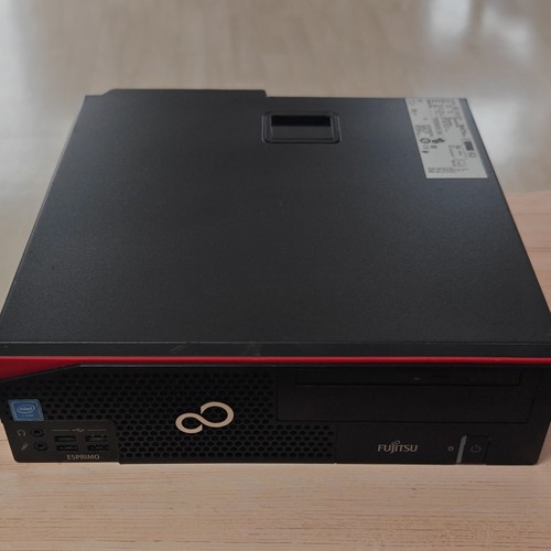 Fujitsu esprimo d556 - fujitsu,