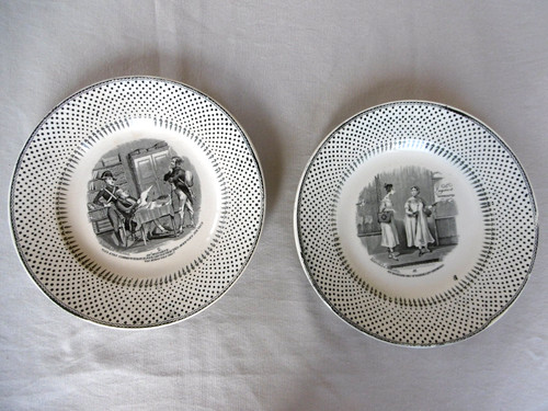 Deux assiettes dessert faience - assiettes,