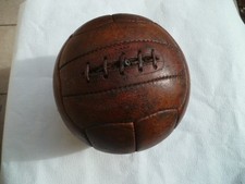 Vintage  ballon de  Football. environ année   1950