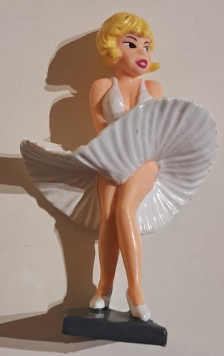 Walthery figurine natacha - 1,