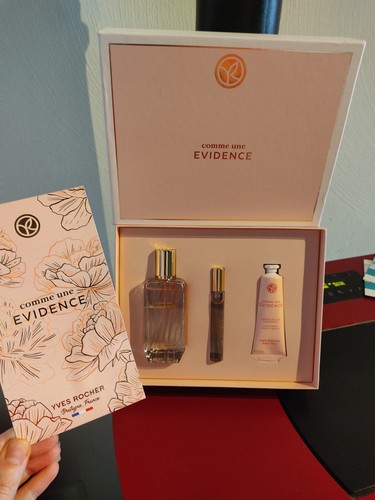 Coffret parfum comme - parfum, une