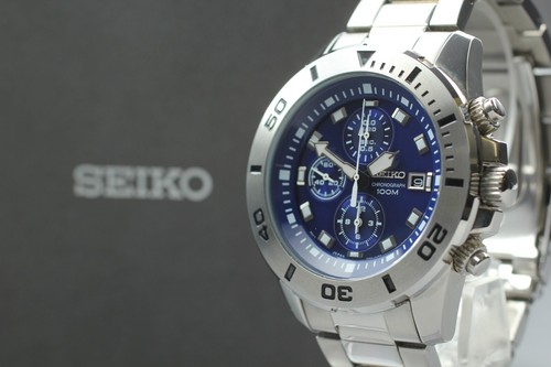 Near mint seiko chronograph - [near,
