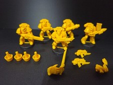 5 Space Marines Jaune + armes